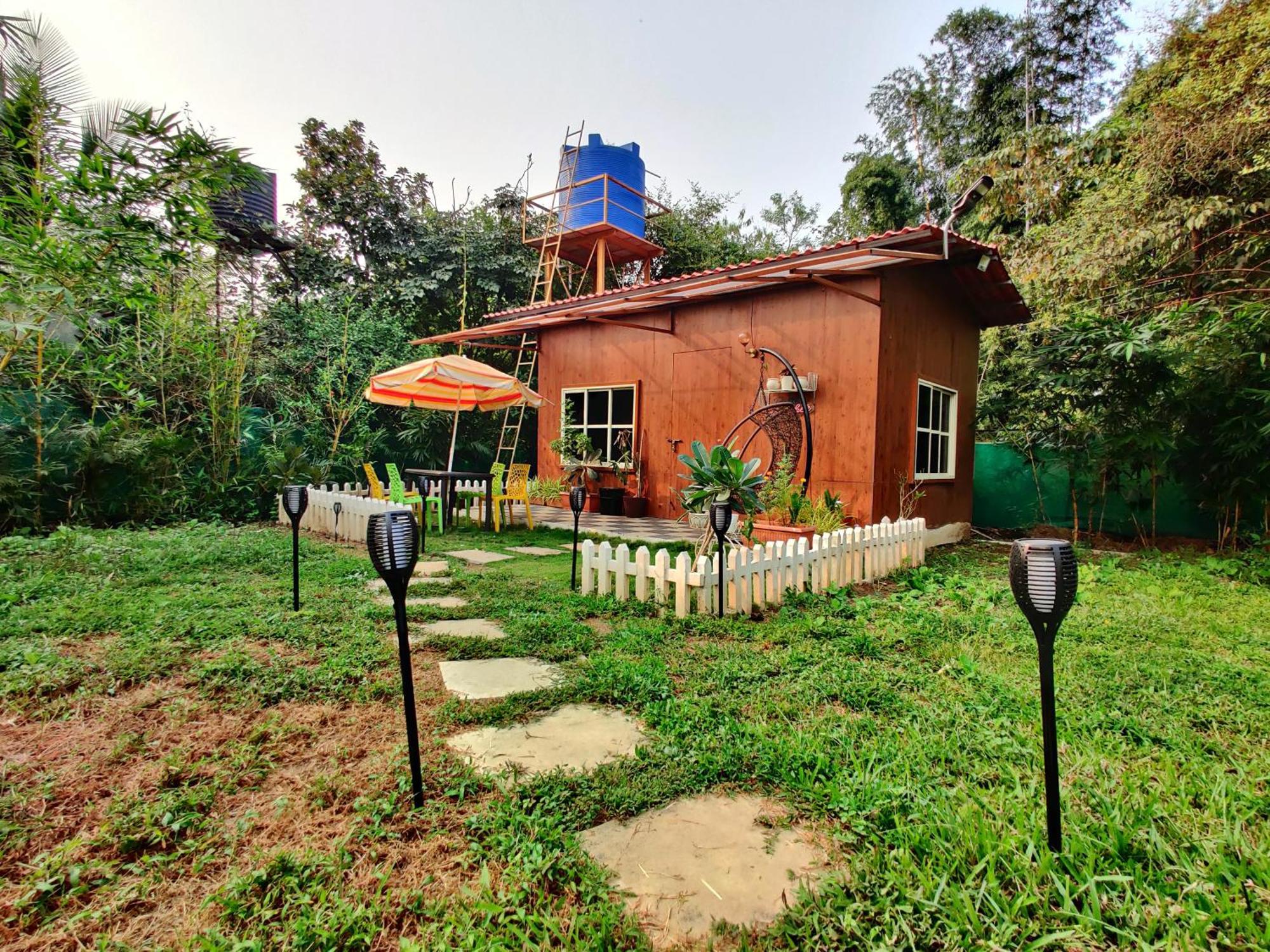 Crystal Springs Villa - A Picture-Perfect Retreat W Pool, Hammock, Gazebo Karjat Dış mekan fotoğraf