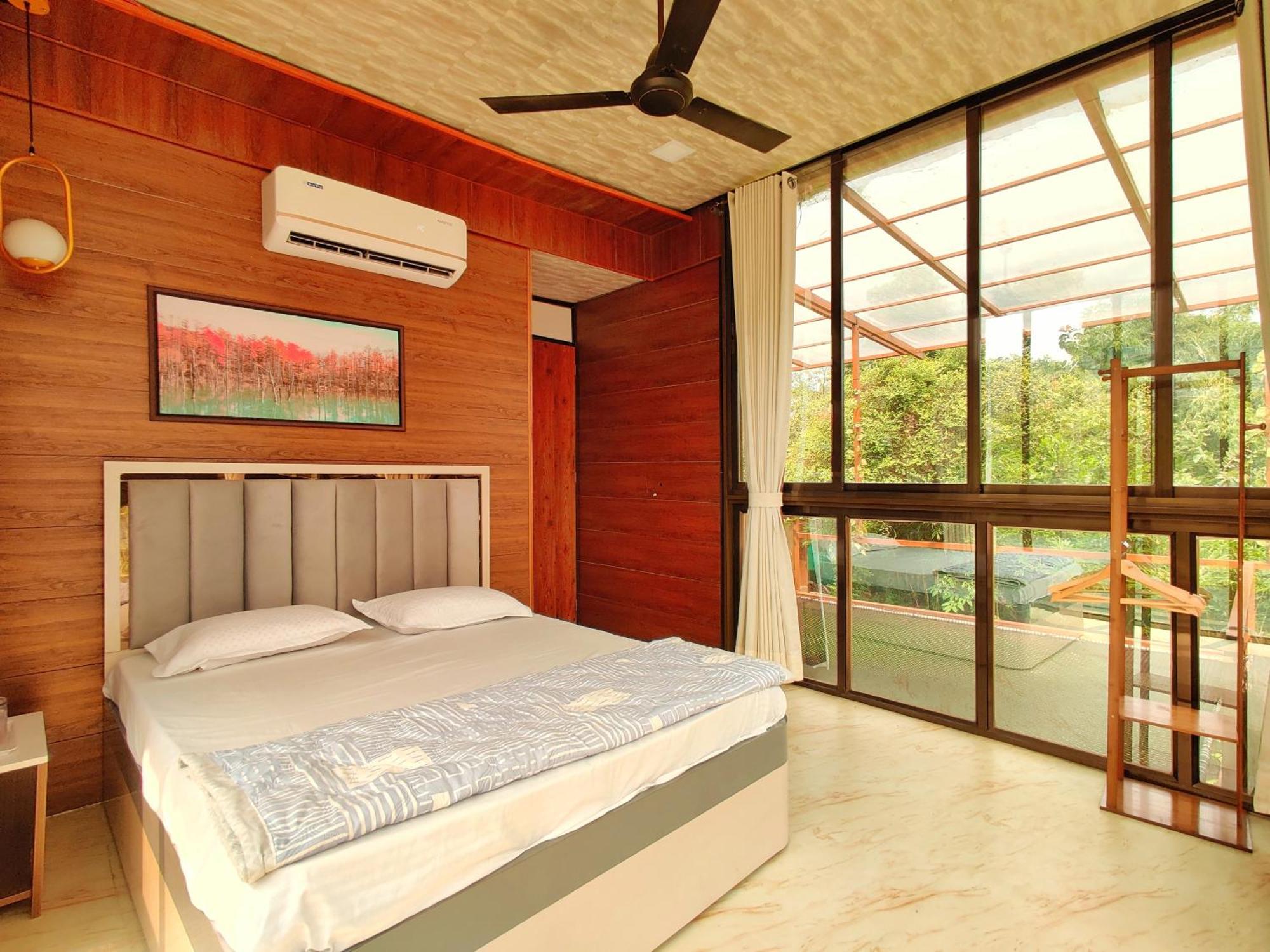 Crystal Springs Villa - A Picture-Perfect Retreat W Pool, Hammock, Gazebo Karjat Dış mekan fotoğraf