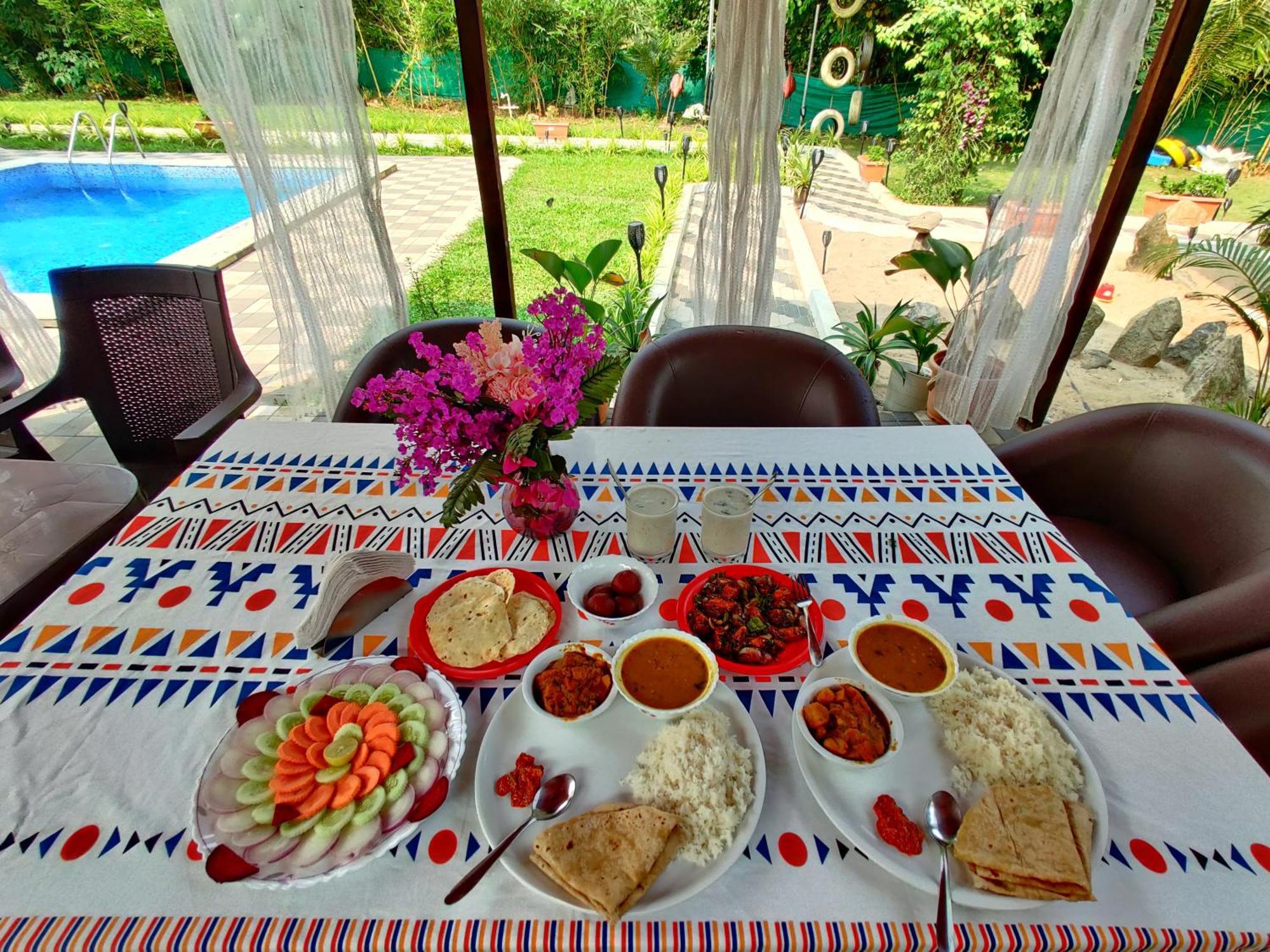 Crystal Springs Villa - A Picture-Perfect Retreat W Pool, Hammock, Gazebo Karjat Dış mekan fotoğraf